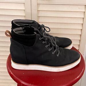 Dr. Scholl's Black High-Top Sneakers